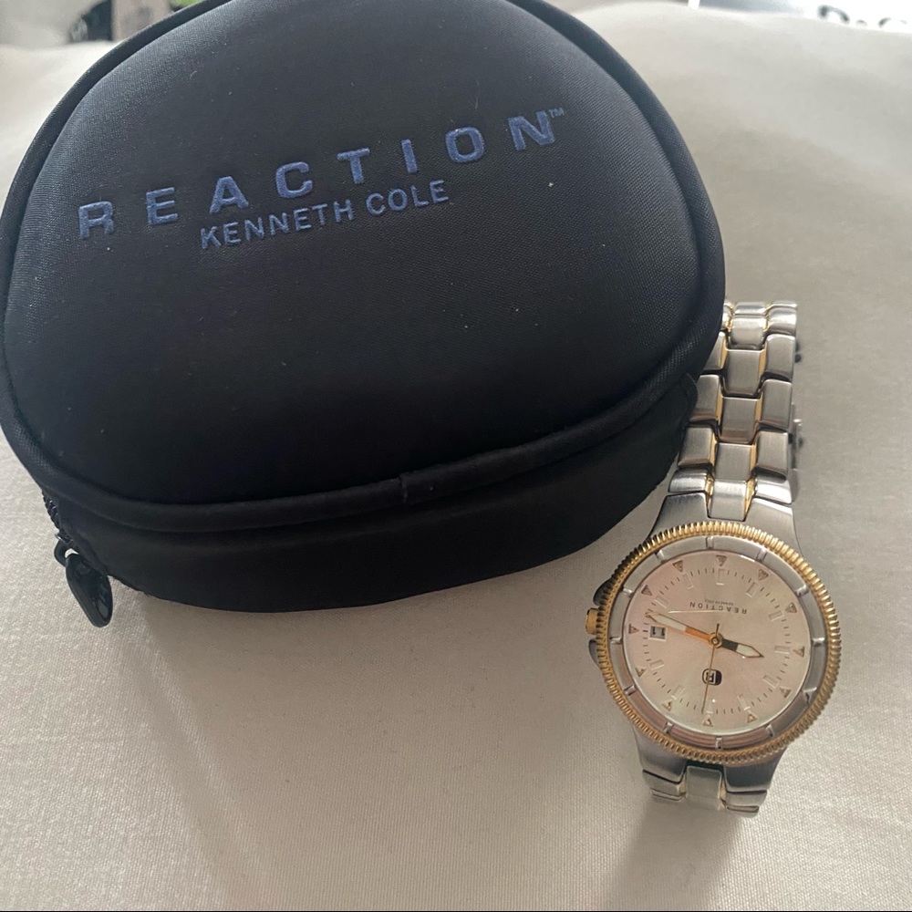 Kenneth Cole Watch new with tags and pouch case